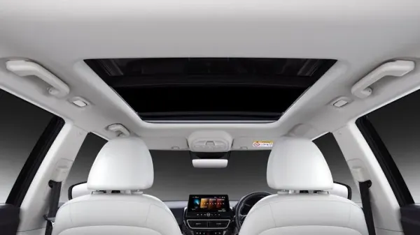 xuv-3xo-sunroof xuv-3xo-sunroof