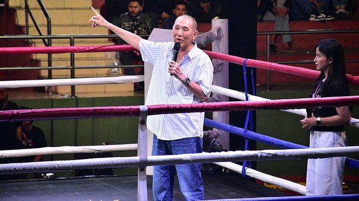 Jusuf Hamka saat menghadiri ajang Prabu Combat Series 2026 yang digelar di GOR Tadjimalela Sumedang, Minggu (21/6/2026).
