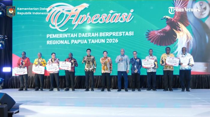 Para Pemenang Kategori Pengendalian Inflasi