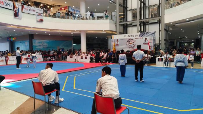 Suasana pertandingan Kejuaraan Taekwondo Championship Megamas Cup V -  Piala Wali Kota Manado 2026 di Star Square Bahu Mall, Manado.