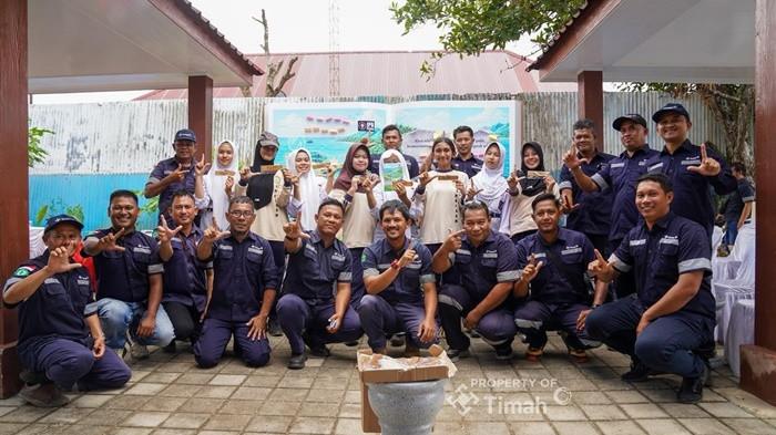 PT Timah (Persero) Tbk meluncurkan buku “SELARAS Harmoni Reklamasi di Bumi Utara Bangka” yang ditulis 17 karyawan sebagai dokumentasi pengalaman reklamasi, inovasi, dan upaya pemulihan lingkungan pascatambang menuju pengelolaan berkelanjutan.