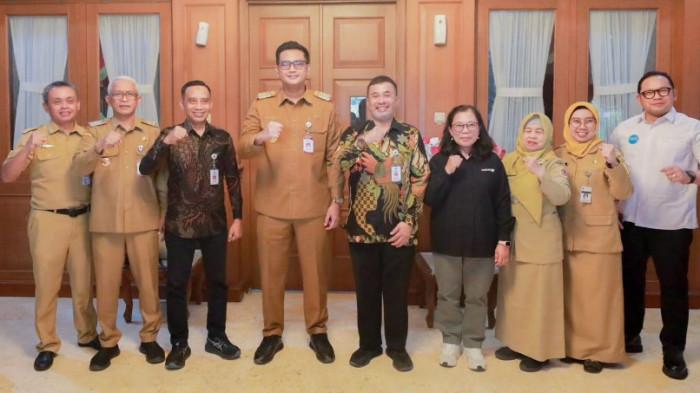 Bupati Klaten Hamenang Wajar Ismoyo, saat menerima audiensi Kementerian Desa, Pembangunan Daerah Tertinggal Republik Indonesia (Kemendes PDT RI) dan UNICEF Indonesia di Rumah Dinas Bupati Klaten, pada Senin (22/6/2026).