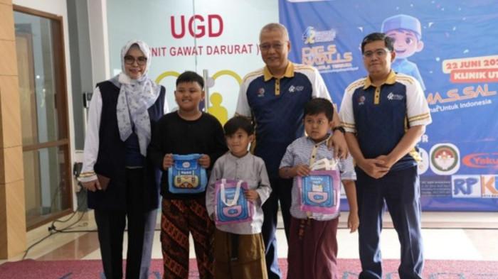 Universitas Terbuka menggelar sunatan massal gratis
