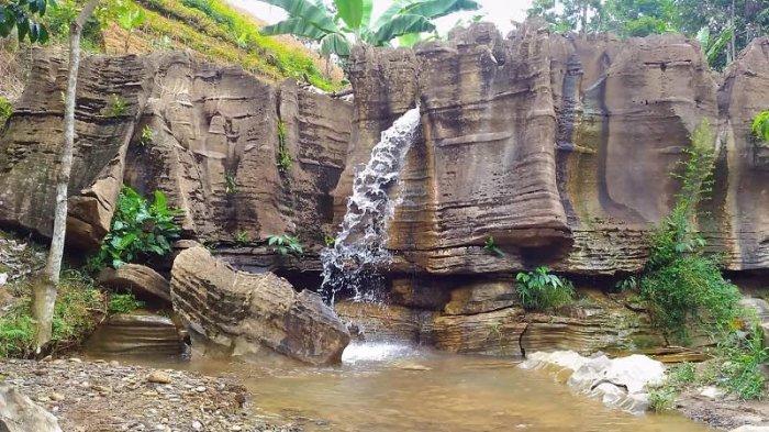 Rekomendasi tempat wisata di Bogor yang menawarkan panorama alam indah, salah satunya Goa Agung Garunggang di Jalan Ptp Terusan, Karang Tengah, Babakan Madang, Kabupaten Bogor.