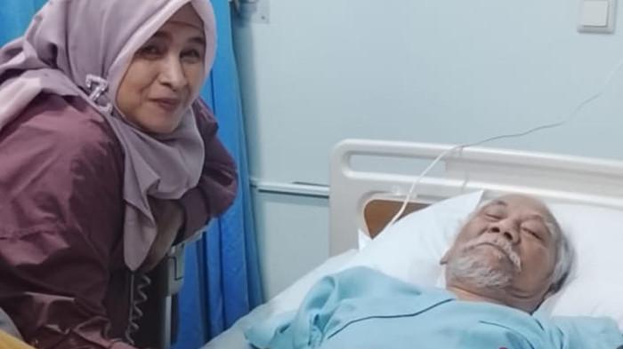 TIO PAKUSADEWO SAKIT - Unggahan instagram story Neno Warisman bersama aktor senior Tio Pakusadewo yang masih terbaring di rumah sakit.