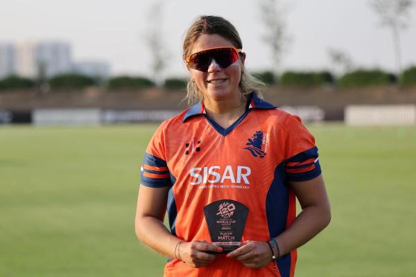 Sterre Kalis of Netherlands poses for a photo with the Player Of The Match award after the team's victory during the ICC Women's T20 World Cup Qualifier in 2024.