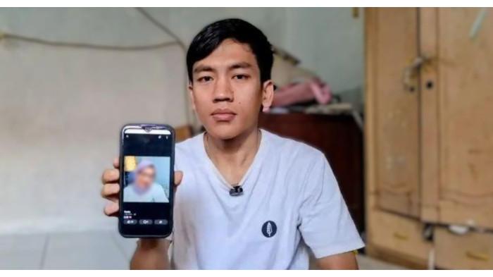 PENCULIKAN - Seorang perempuan dari Rancaekek, YTR diduga jadi korban penyekapan dan disiksa hingga buta. Adik korban, Syahrul Ulum (26) saat ditemui di rumahnya di Kecamatan Rancaekek, Kabupaten Bandung, Jawa Barat.