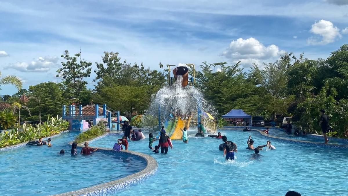 WISATA KLATEN - Umbul Pluneng salah satu destinasi wisata air di Klaten.