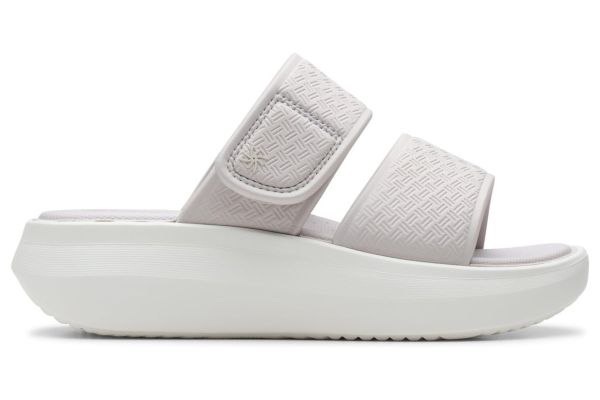 Clarks womens Solevana Star Credit: Amazon