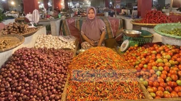 HARGA BAHAN - Lapak pedagang di Pasar Bersehati Manado didokumentasikan beberapa waktu lalu.