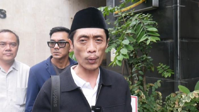 KASUS IJAZAH JOKOWI - Kader Partai Solidaritas Indonesia (PSI) Dian Sandi diperiksa oleh penyidik Polda Metro Jaya terkait kasus tudingan ijazah palsu Presiden ke-7 Joko Widodo dengan tersangka Roy Suryo Cs di Mapolda Metro Jaya, Jakarta Selatan, Senin (23/2/2026).