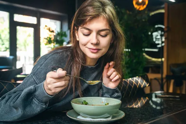 7 tips to slow signs of aging after turning 30