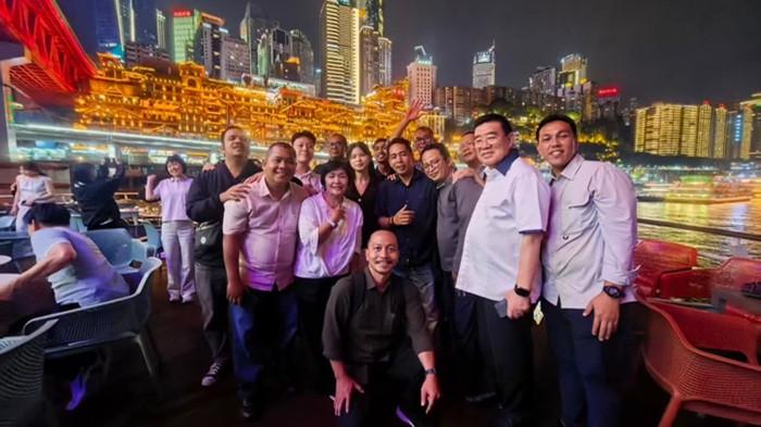 Kapal Pesiar Chongqing_2