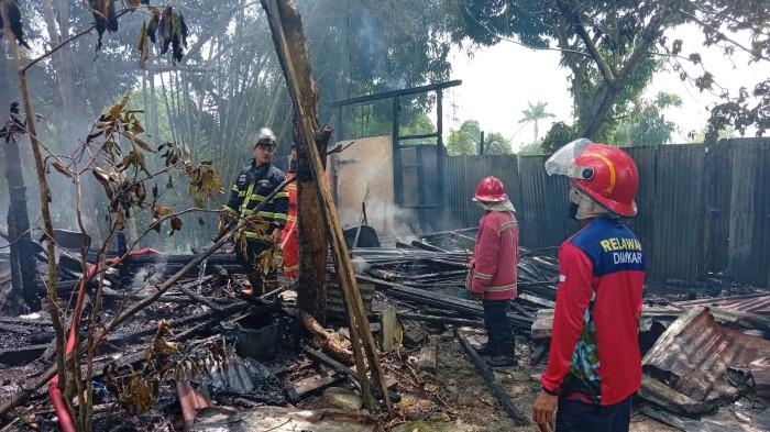 Kebakaran rumah di Kelurahan Tanjung Sari, Kecamatan Jambi Timur, Kota Jambi ini terjadi pada Rabu (24/6/2026) siang.