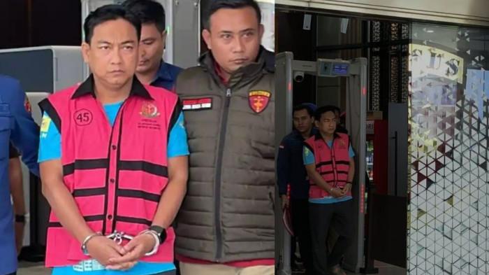 KEKAYAAN - (kiri) Ketua Ombudsman RI, Hery Susanto keluar dengan tangan diborgol dan memakan rompi tahanan Kejagung saat masuk ke dalam mobil tahanan, Jakarta, Kamis (16/4/2026)(kanan) Hery Susanto keluar dari Gedung Kejagung dengan mengenakan rompi tahanan