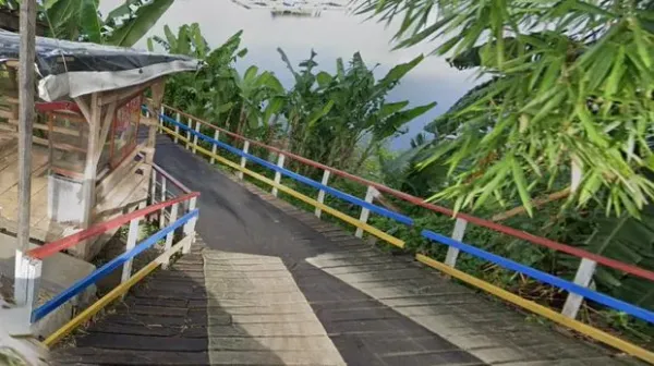 jembatan apung bongas