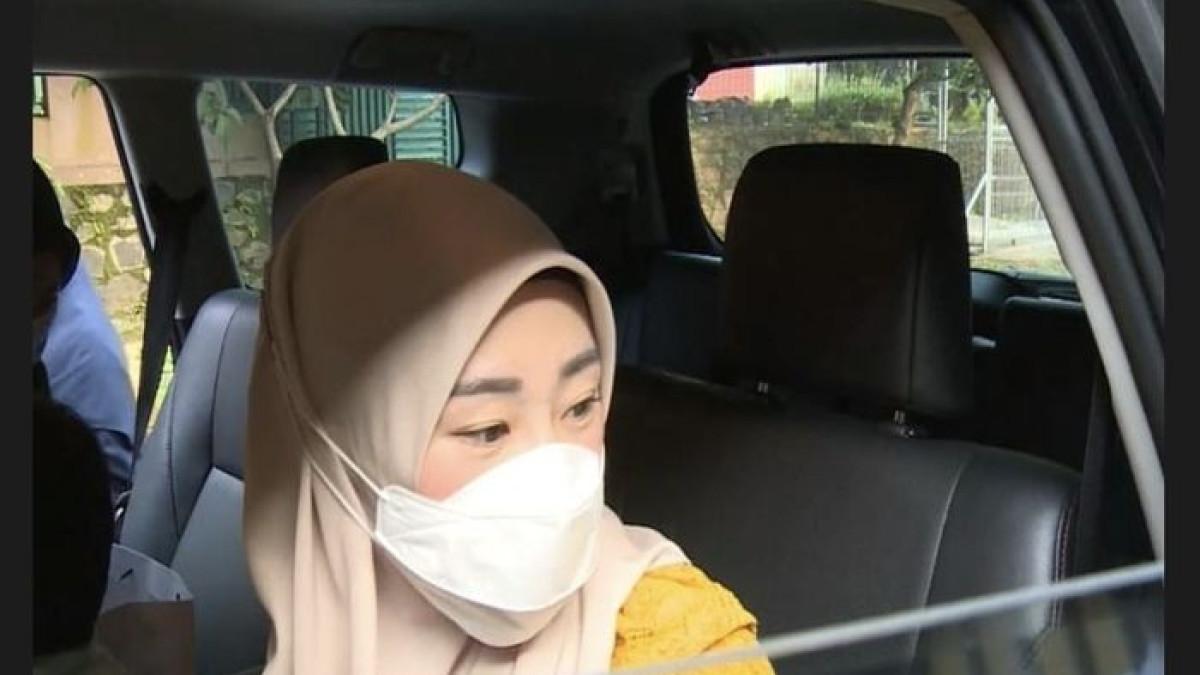 KABAR ARTIS - Larissa Chou saat ditemui awak media.
