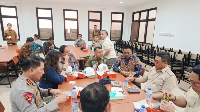 TINJAU: Menteri Luar Negeri Republik Indonesia yang juga Kepala Lembaga Perguruan Taman Taruna Nusantara (LPTTN), Sugiono, melakukan kunjungan kerja ke Kampus SMA Taruna Nusantara Langowan, Kabupaten Minahasa, Sabtu (27/6/2026)