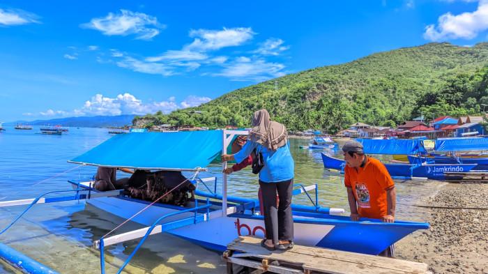 HIU PAUS -- Kawasan Destinasi Wisata Hiu Paus Botubarani, Desa Botubarani, Kecamatan Kabila Bone, Kabupaten Bone Bolango, Provinsi Gorontalo, Minggu (3/5/2026).
