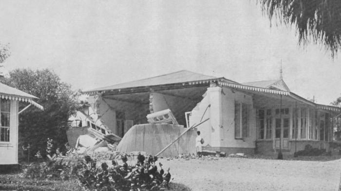 GEMPA- Dokumen kerusakan gempa 1926