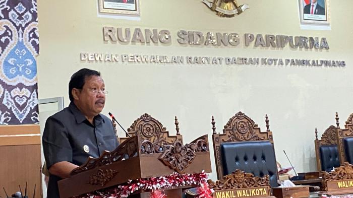 Wali Kota Pangkalpinang Saparudin saat menyampaikan sambutannya dalam Rapat Paripurna ke-8 Masa Persidangan III Tahun 2026 DPRD Kota Pangkalpinang, Senin (29/6/2026).