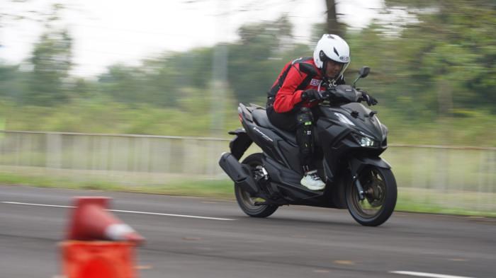 MOTOR BARU - PT Astra Honda Motor (AHM) meluncurkan New Honda Vario Evo 160 sebagai generasi terbaru skutik 160cc yang hadir dengan evolusi desain, warna dan diperkaya fitur baru.