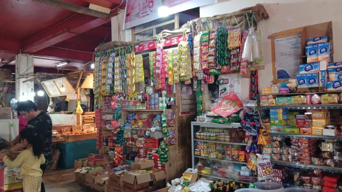 PASAR BERSEHATI - Suasana di Pasar Bersehati, Manado, Sulawesi Utara, Rabu (24/6/2026). Berikut daftar harga bahan pokok hari ini.