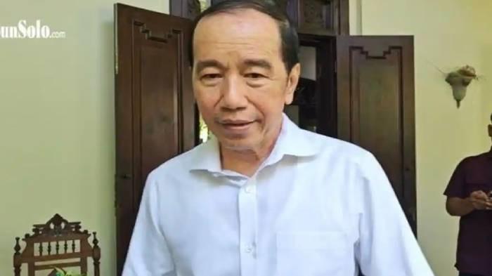 HADIR - Presiden ke-7 RI Joko Widodo atau Jokowi di Solo, Jawa Tengah, pada Senin (1/6/2026). Kehadiran Jokowi di sidang perdana kasus ijazah ramai jadi sorotan. Mengingat Jokowi bakal keliling Indonesia.