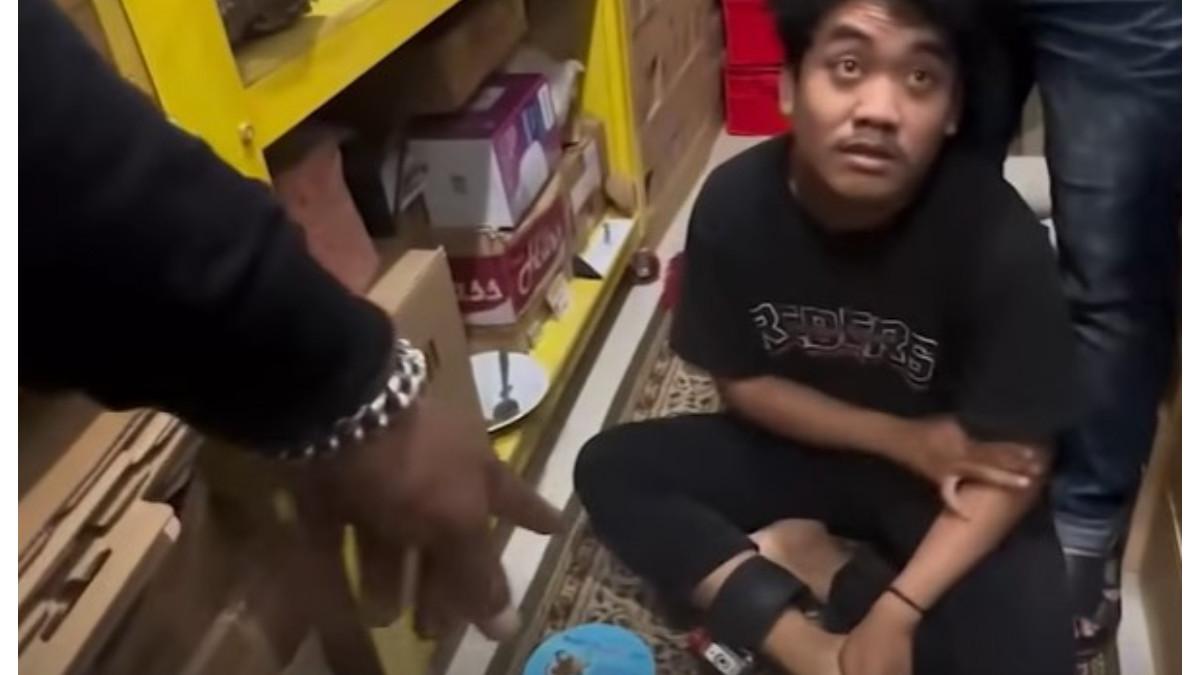 PENYEKAPAN DI PERCETAKAN -