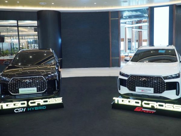 Launching regional Chery TIGGO Cross CSH Hybrid dan Sport 1.5T di kota Semarang, Jawa Tengah