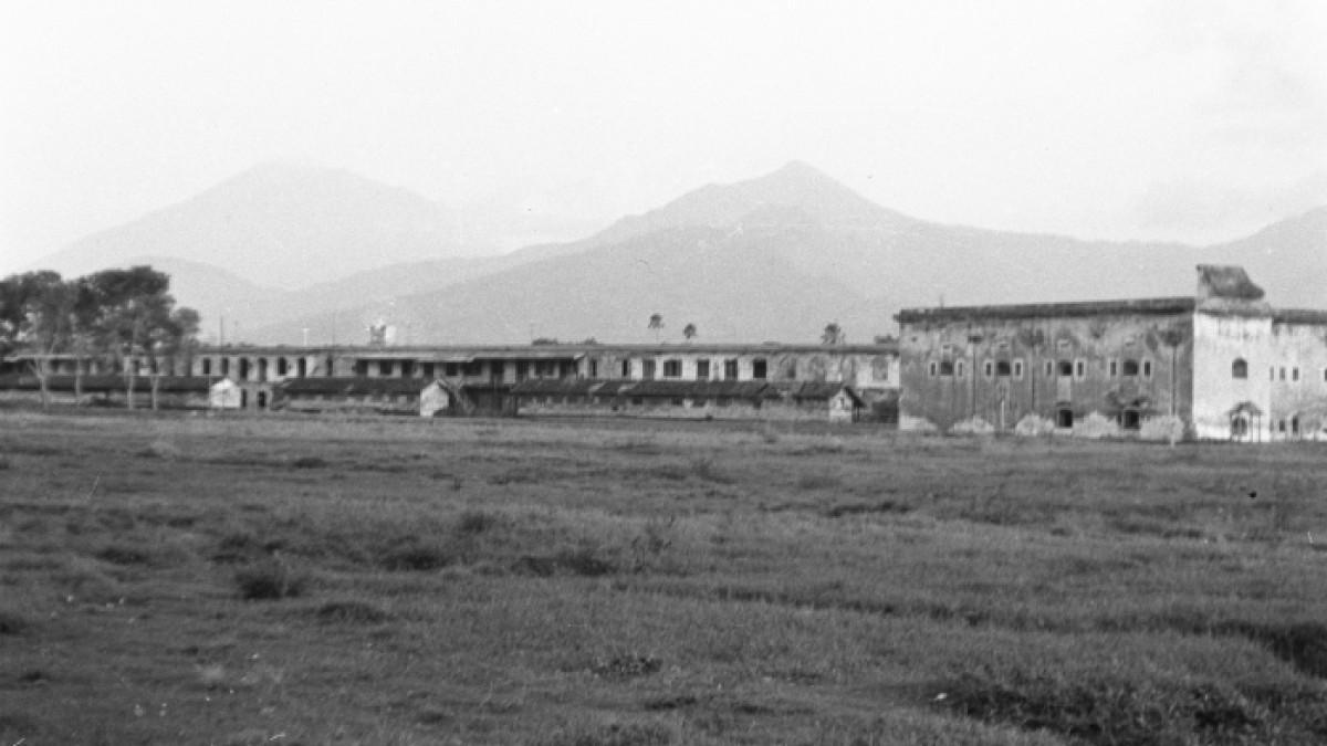 BENTENG FORT WILLEM - atau yang akrab dikenal dengan Benteng Pendem Ambarawa di Semarang, Jawa Tengah.
