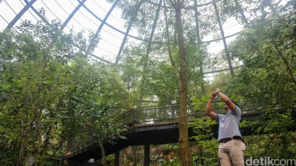 Aviary raksasa di Mercure Cibadak Sukabumi