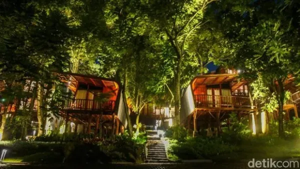Rumah pohon di Mercure Cibadak Sukabumi Resort
