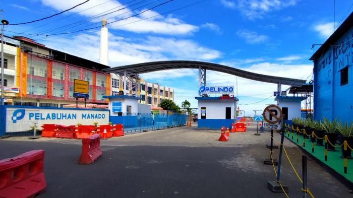 PELABUHAN MANADO - Foto Pelabuhan Manado. Pelindo Regional 4 Manado terus melakukan berbagai upaya penyempurnaan layanan serta peningkatan standar operasional. 
