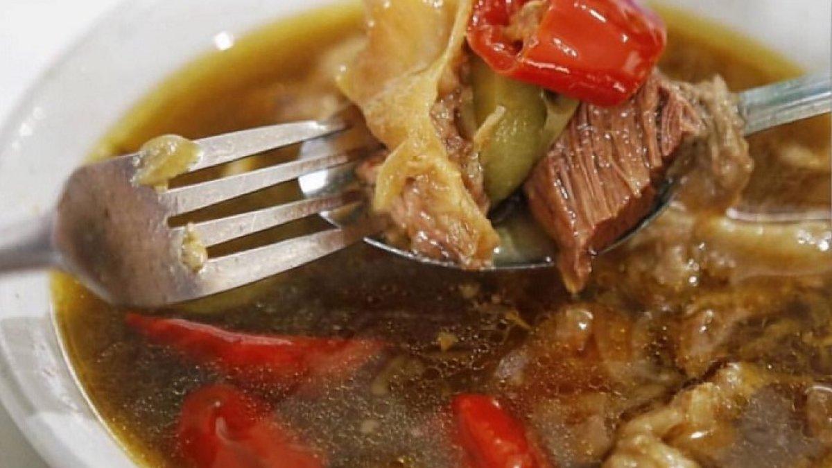 Asem-asem Koh Liem, satu kuliner legendaris di Semarang yang wajib masuk daftar kunjungan.