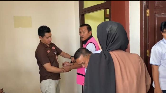 KORUPSI-Jaksa menuntut mantan Ketua KONI Sarolangun Hamdan 1 tahun 3 bulan penjara dalam kasus korupsi dana hibah KONI 2023 yang merugikan negara Rp262,5 juta.