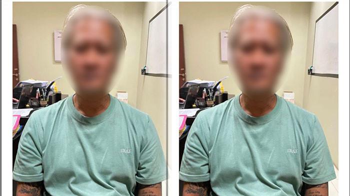 JALANKAN PRAKTIK DUKUN - FA (51), tersangka kasus dugaan kekerasan seksual terhadap anak kandungnya di Kabupaten Sukoharjo, Jawa Tengah, diduga telah lama dikenal sebagai dukun yang membuka praktik pengobatan spiritual. Kabarnya proses yang disebut sebagai terapi diduga berujung pada tindakan kekerasan seksual. Sejauh ini ada dua korban baru yang melapor terkait aksi FA ini.