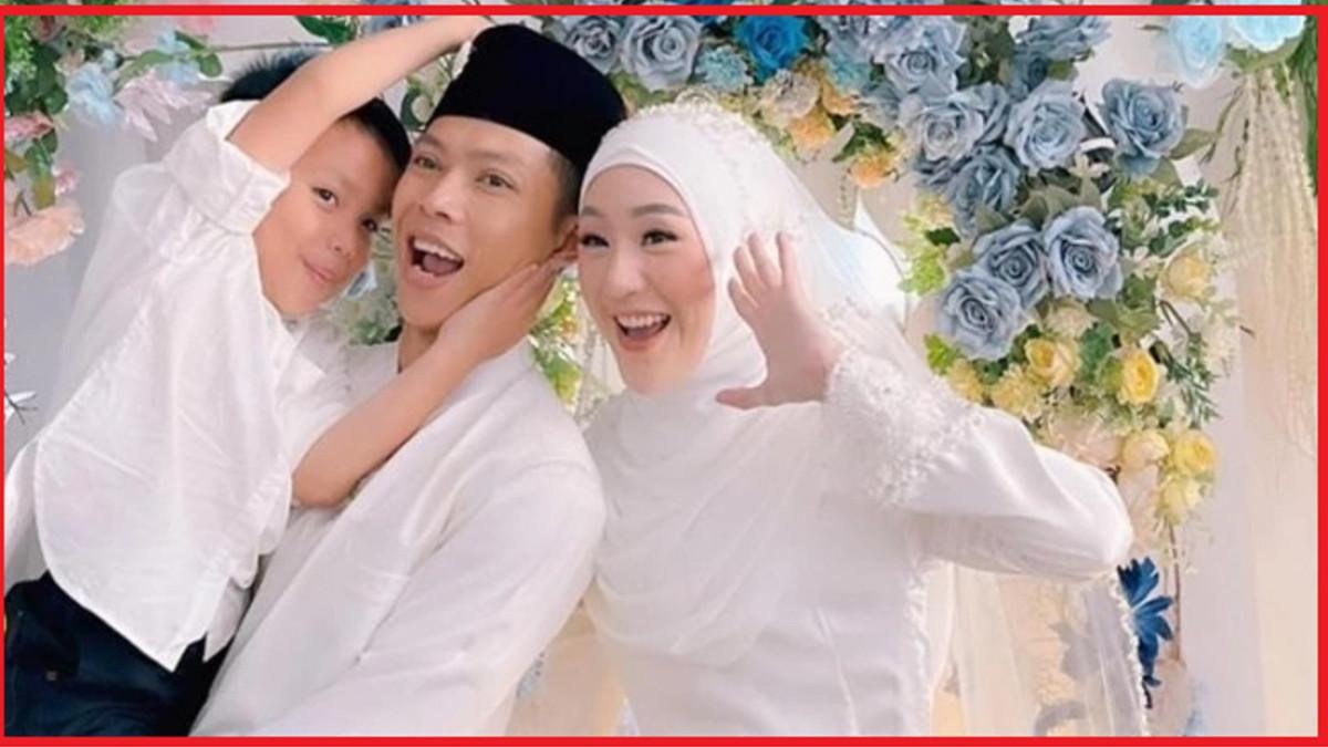 DONGKOL ISU CERAI - Larissa Chou dan Ikram Rosadi di momen bahagia bersama anak. Larissa Chou ungkapkan rasa dongkol jadi korban isu miring dirinya dan Ikram Rosadi cerai.