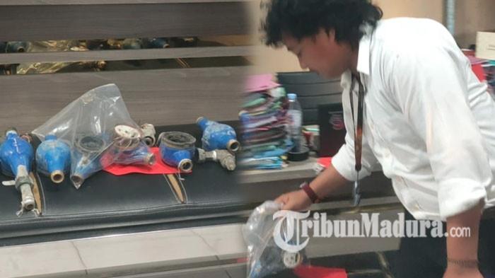PENCURIAN WATER METER - Penyidik Satreskrim Polres Bangkalan membeber sebagian perangkat meteran air yang dicuri lima pelaku, Rabu (1/7/2026). Jumlah korban atas perkara pencurian dengan pemberatan ini mencapai 73 pelanggan PDAM Bangkalan selama Mei-Juni 2026.