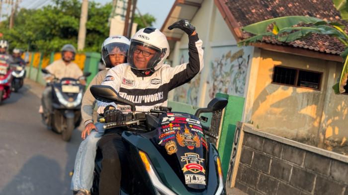 BUAH HATI - Kegiatan ini mengajak para anggota komunitas Honda PCX menghabiskan waktu berkualitas bersama buah hati dalam suasana penuh kebersamaan.