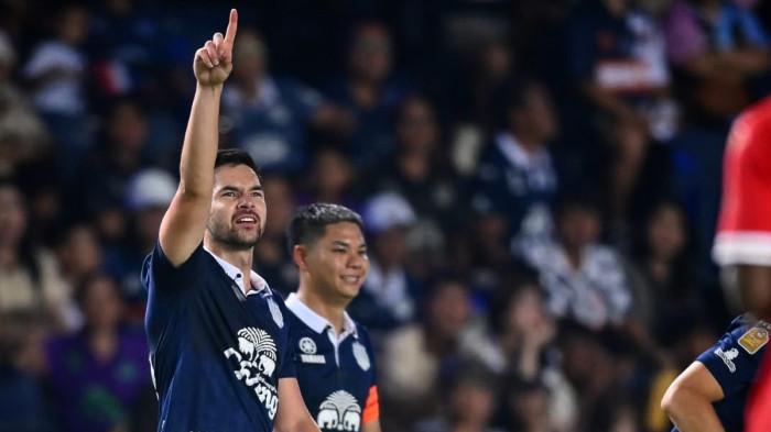 SELEBRASI - Bek Timnas Indonesia, Sandy Walsh yang kini memperkuat Buriram United melakukan selebrasi pada pertandingan Liga Thailans.