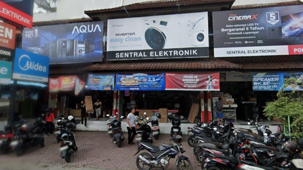 Foto Toko Sentral Elektronik di Jl. Kebo Iwa No.28, Gianyar, Kec. Gianyar, Kabupaten Gianyar, Bali 80511, yang diambil Google Maps pada Januari 2026.