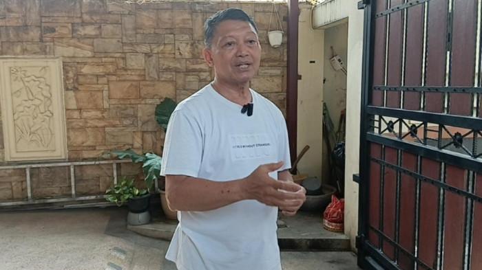 Sulardi saat memberikan keterangan terkait kasus pelemparan bom molotov di Ciracas, Jakarta Timur, Jumat (3/7/2026).