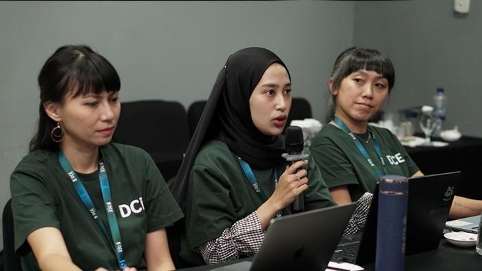 Program Digital Creative Entrepreneurs (DCE) menyelenggarakan DCE Academy & Summit 2026 di Bandung, sebagai bagian dari komitmen perusahaan dalam mendampingi pelaku UKM agar semakin siap bertumbuh di era digital dan kecerdasan artifisial (AI).