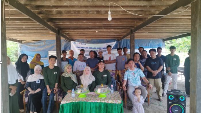 Pelatihan pembuatan mesin tetas dan pembuatan pakan lokal dan pencatatan keuangan sederhana
