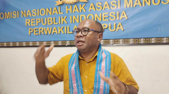 KEKERASAN DI INTAN JAYA - Kepala Komnas HAM RI Perwakilan Papua, Frits B. Ramandey mendesak Presiden Prabowo Subianto melakukan evaluasi menyeluruh terhadap tata kelola keamanan di Papua menyusul serangkaian peristiwa kekerasan yang terjadi di Kabupaten Intan Jaya, Papua Tengah.