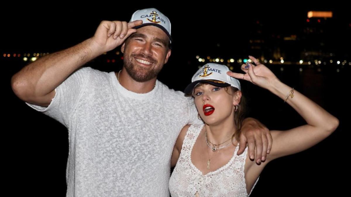 TAYLOR SWIFT TUNANGAN - Travis Kelce dan Taylor Swift.