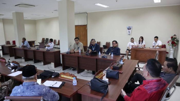 RDP - Rapat Dengar Pendapat Komisi III DPRD Sulawesi Utara bersama dengan PLN UP3 Manado serta Dinas ESDM Provinsi Sulawesi Utara, Selasa 30 Juni 2026.