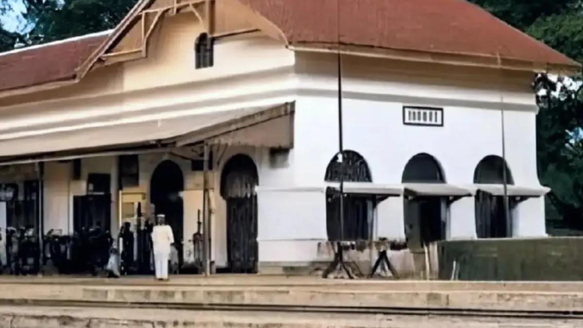 WISATA KLATEN - Potret Stasiun Klaten di masa kolonial Belanda.