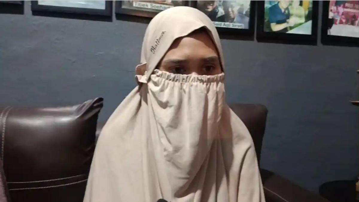PENGANIAYAAN OKNUM POLISI - Wanita di Cirebon menjadi korban penganiayaan suami yang oknum polisi